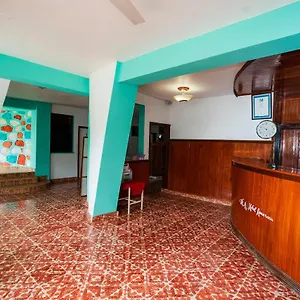Oyo America Hotel